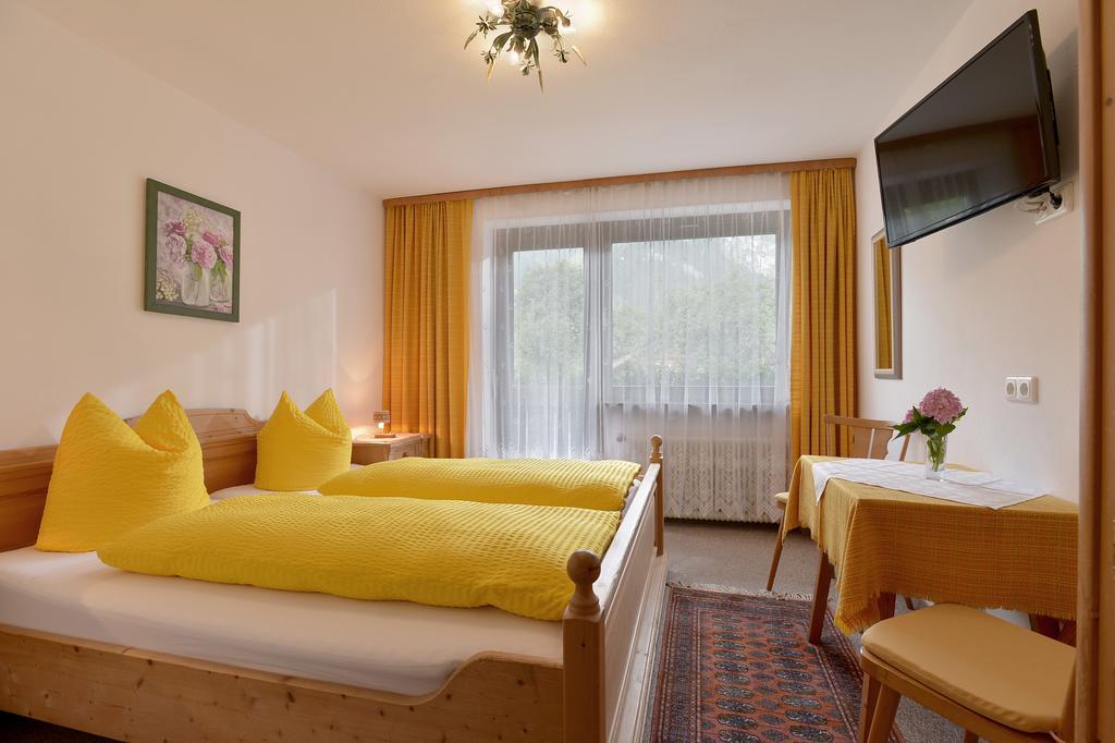 Haus Traudl Mayrhofen Quarto foto